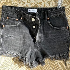 Denim black short Zara - never worn